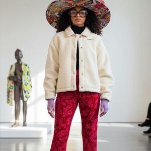 Nike Sportswear Sherpa Fleece Teddy Jacket Coconut Milk Cream Collared Small